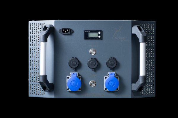 Портативні зарядні станції ЛЮТИЙ POWER “ЛЮБЦЯ”